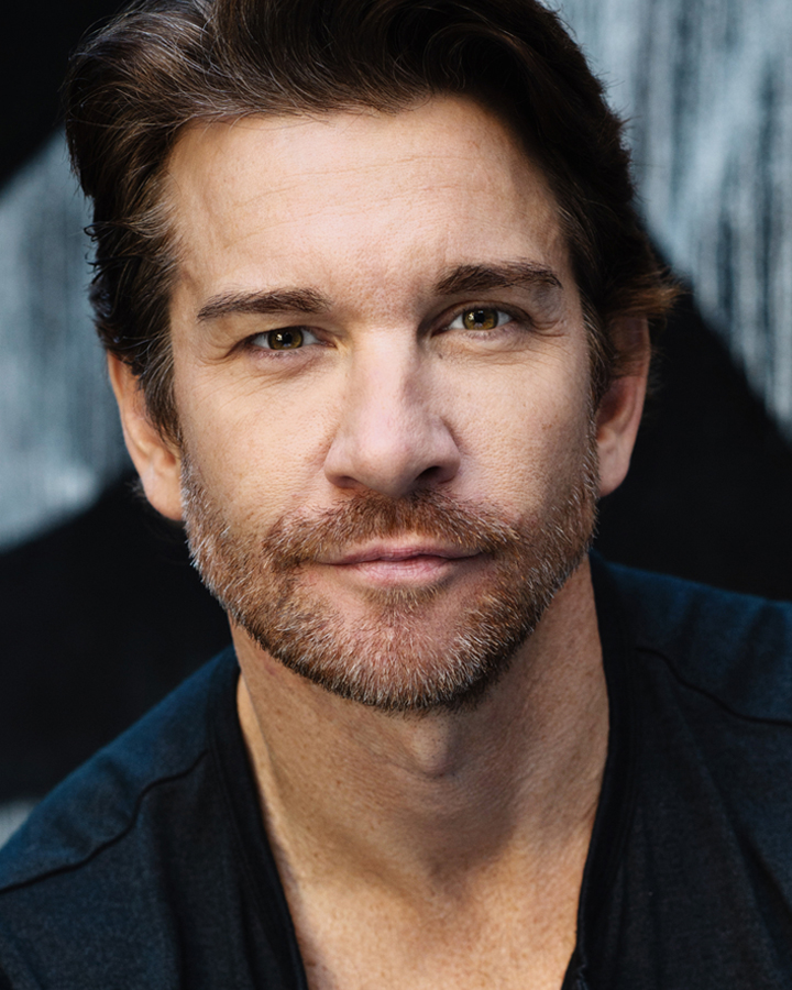 Headshot of Andy Karl